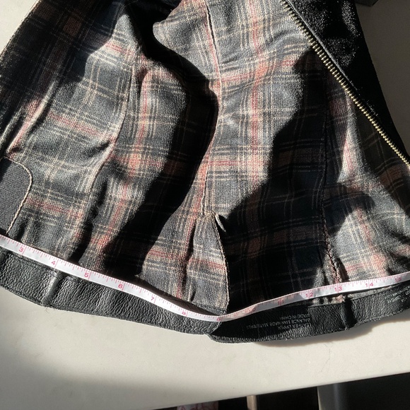 Born Basil Black Distressed Suede Riding Boot 10 - Picture 7 of 7